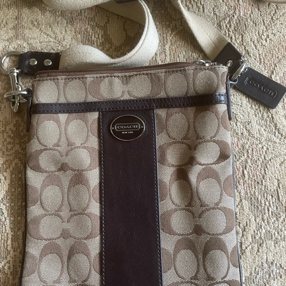 Coach Crossbody - Picture 3 of 5